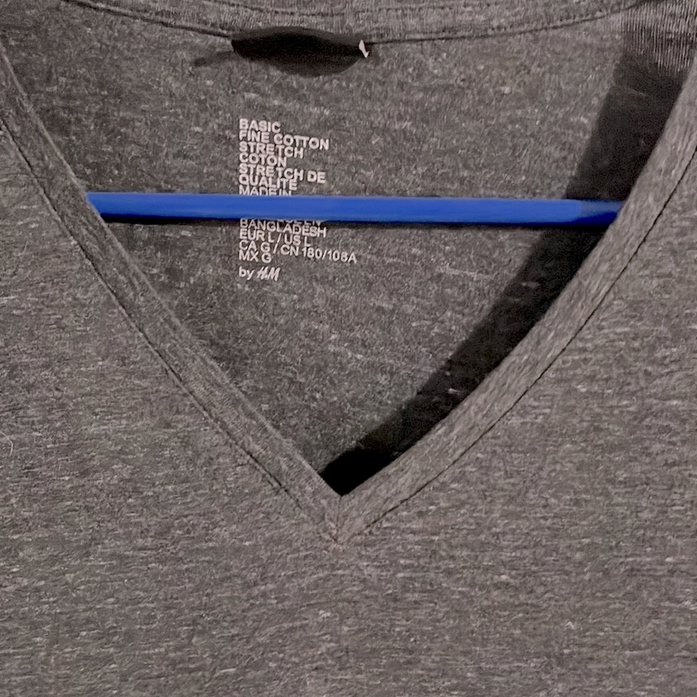 H&M shirt - Picture 2 of 5